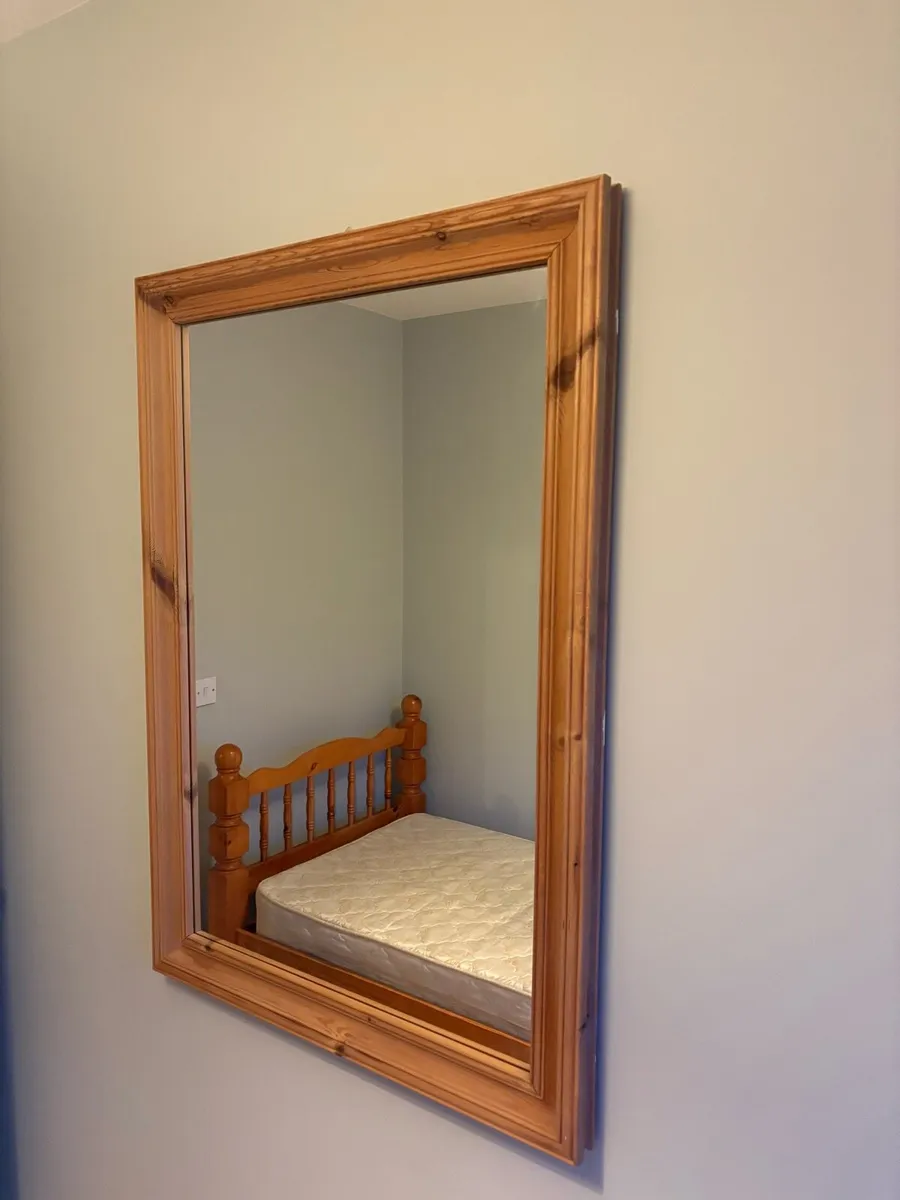 Single Bed - Image 2