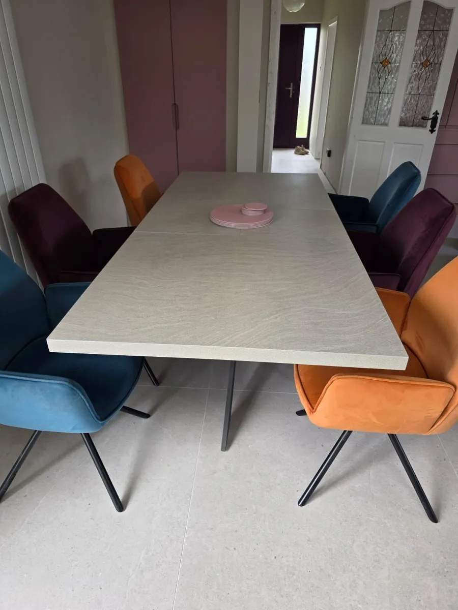 Chair's - Image 3