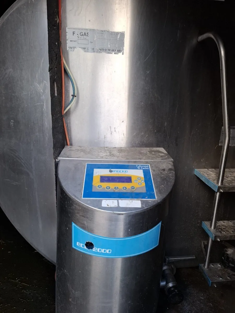 Milk tank