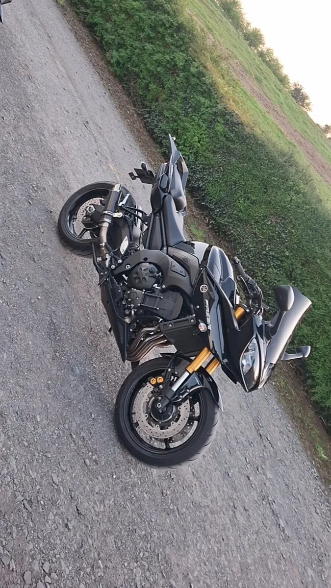 Yamaha FZ8 FAZER - Image 3