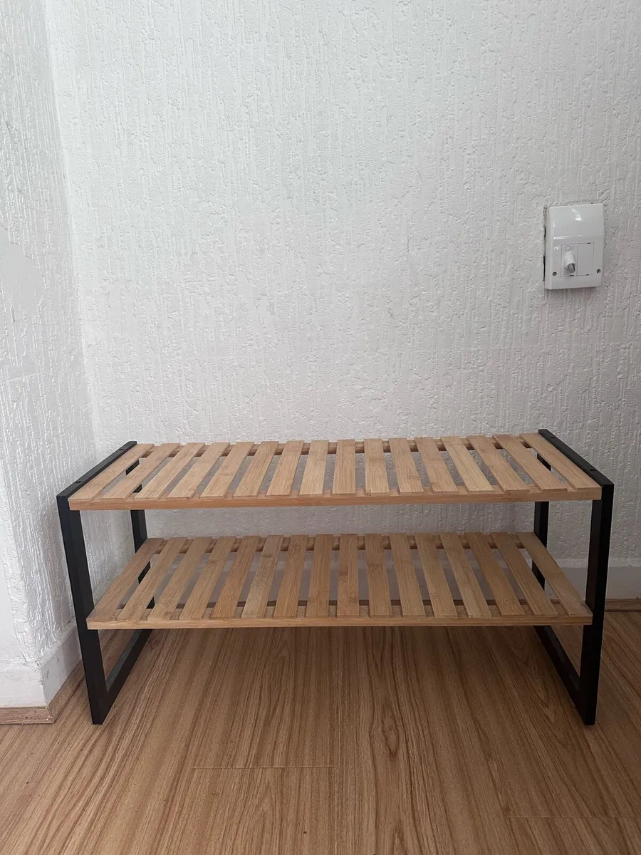2-Tier Bamboo Shoe Rack – Excellent Condition