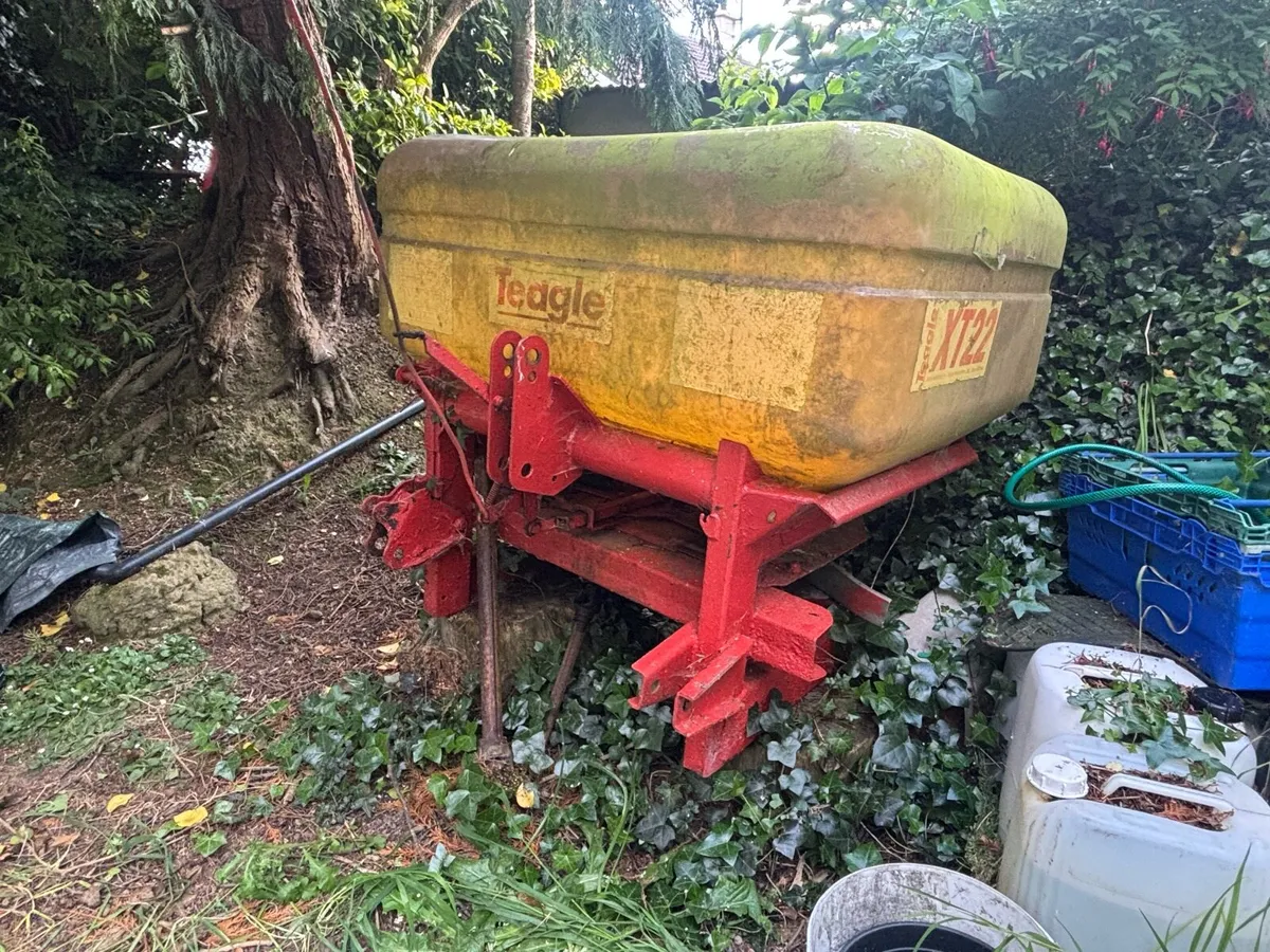 Teagle CT22 fertiser spreader - Image 2