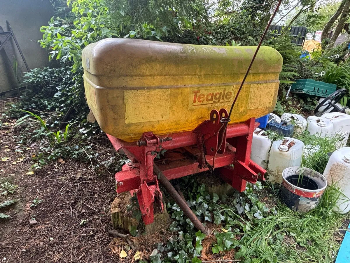 Teagle CT22 fertiser spreader - Image 3