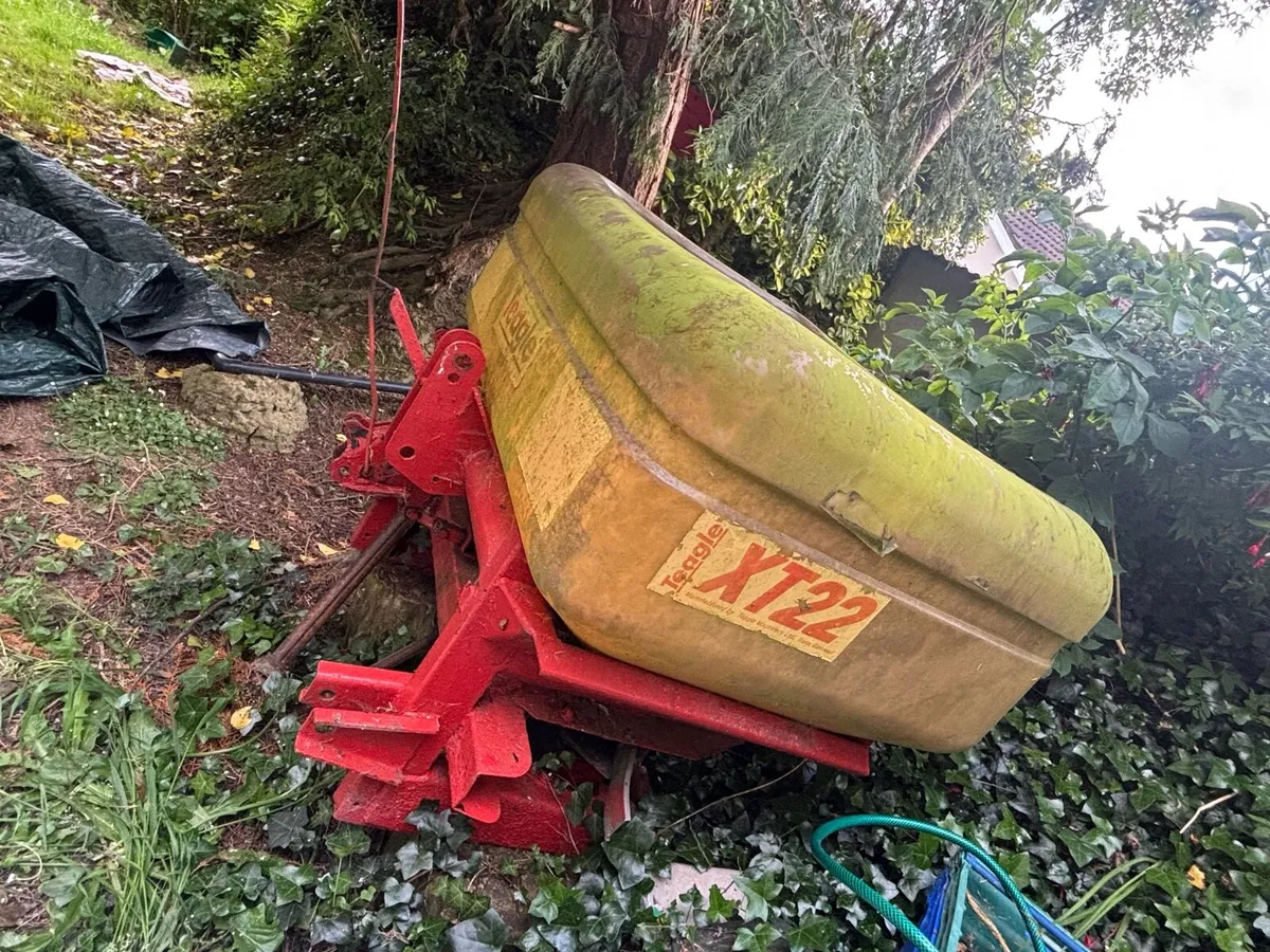Teagle CT22 fertiser spreader - Image 4