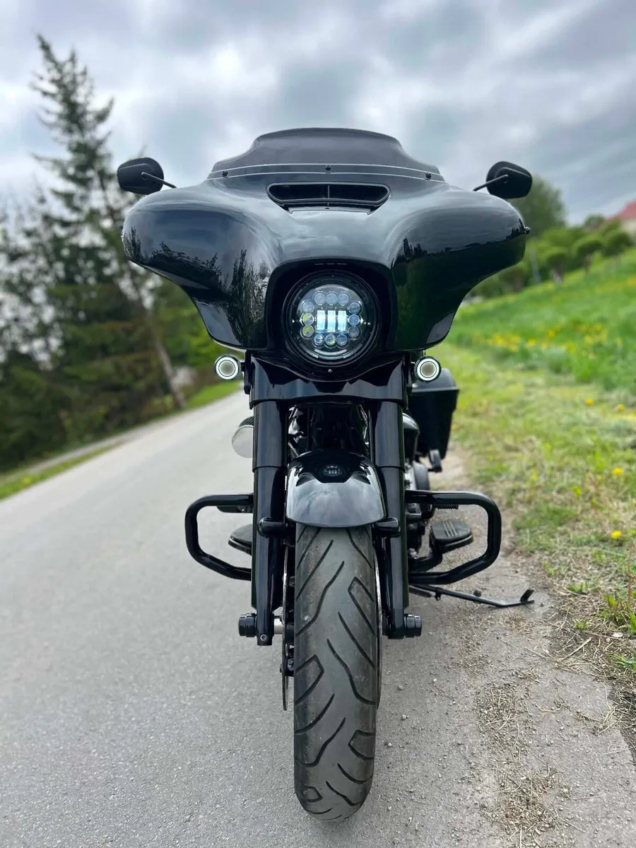 Harley  Davidson - Image 1
