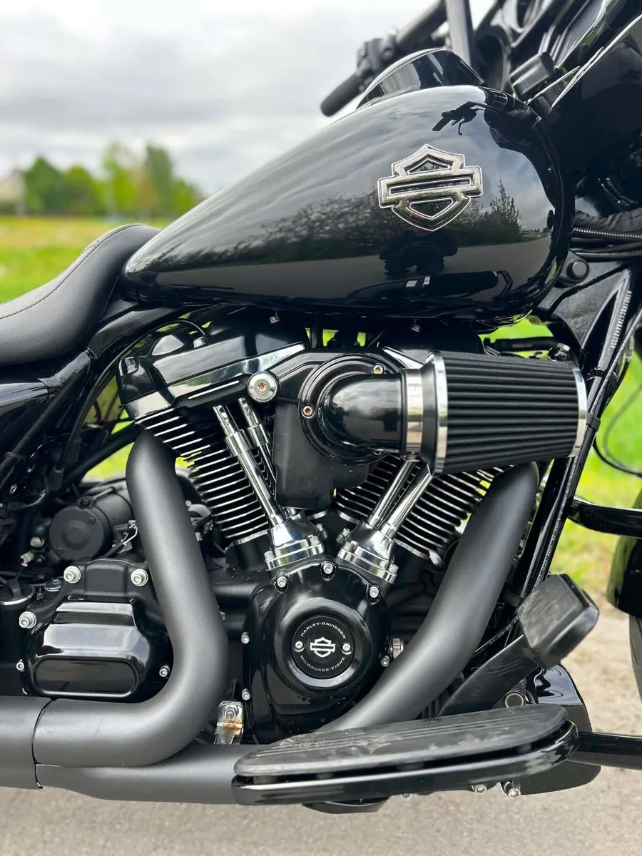 Harley  Davidson - Image 2