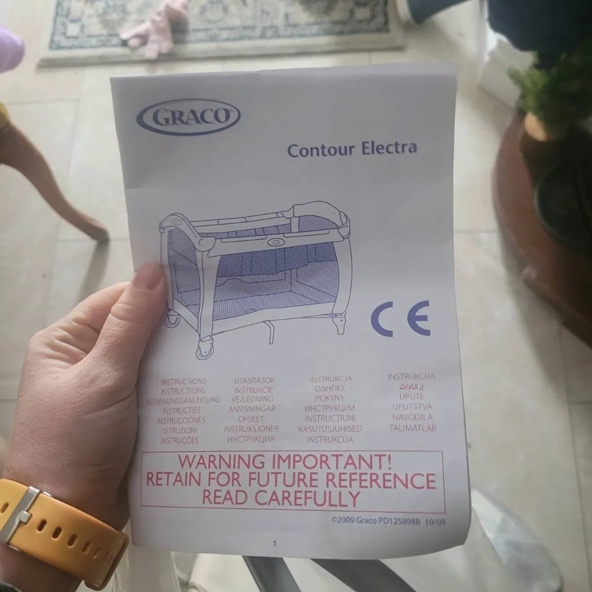 Graco travel cot - Image 2
