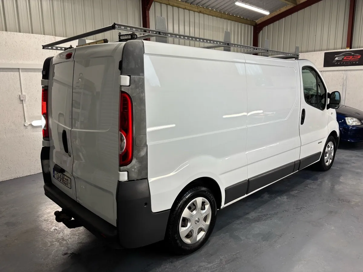 2013 Nissan primaster - Image 4