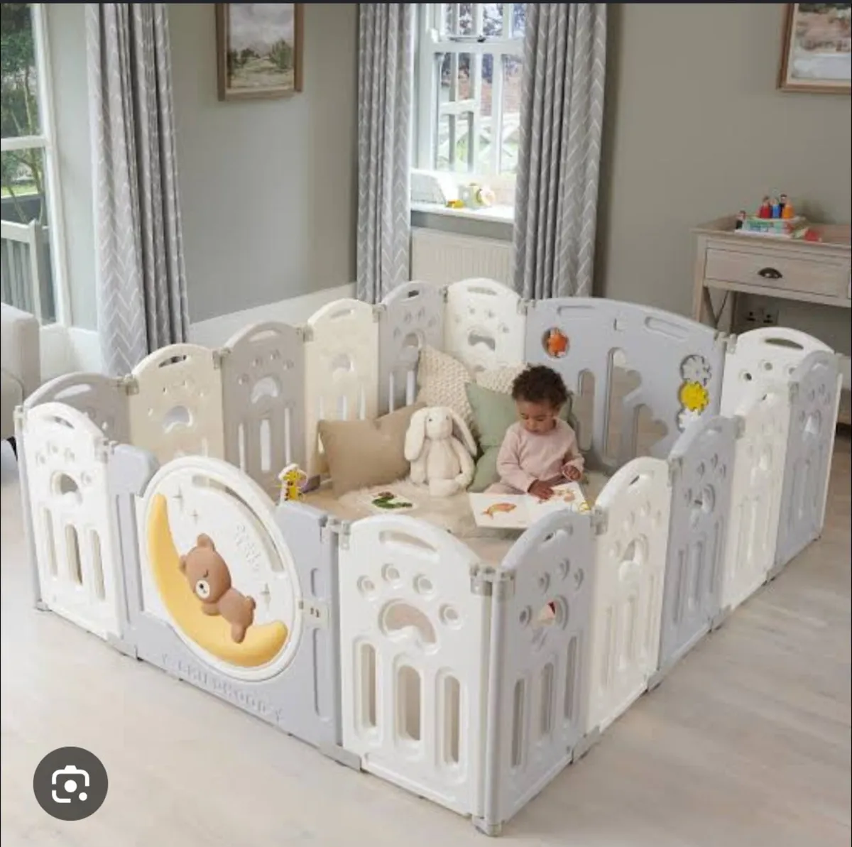 Baby play pen - Image 1