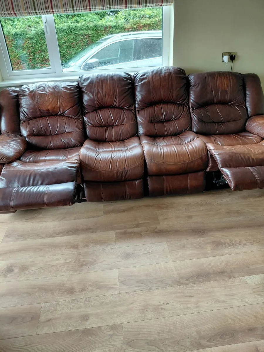 Couch - Image 2