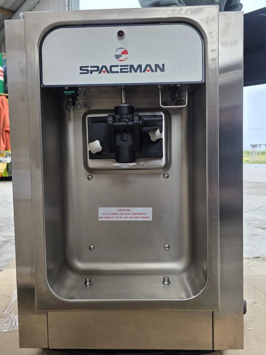 Ice cream and acia machine - Image 1