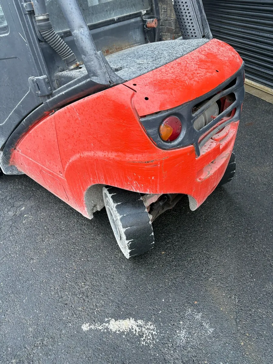 Diesel linde h25 forklift - Image 4