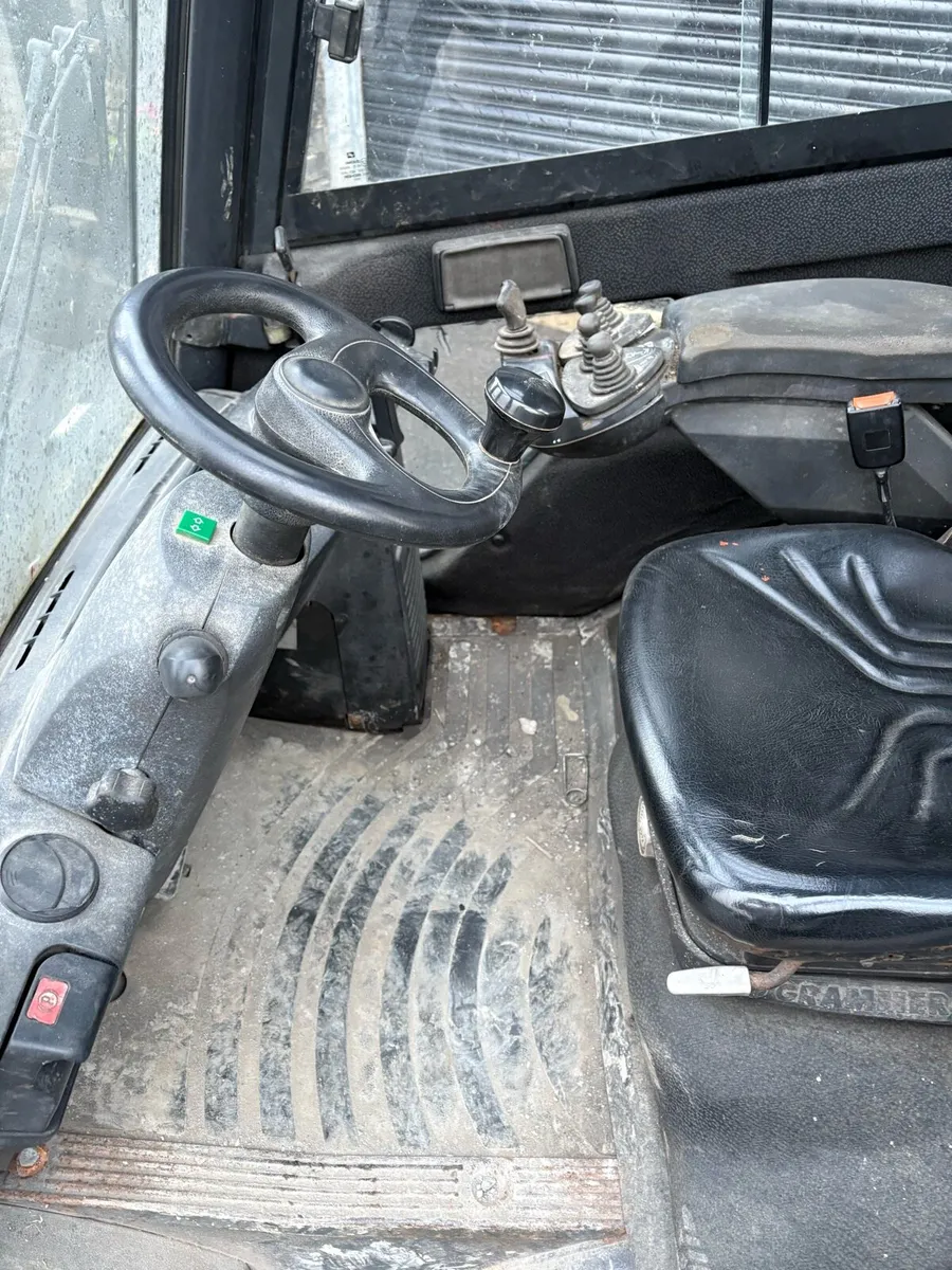 Diesel linde h25 forklift - Image 3