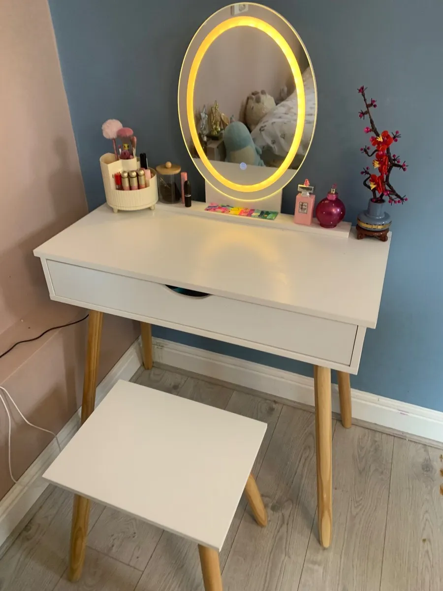 Dressing table - Image 3