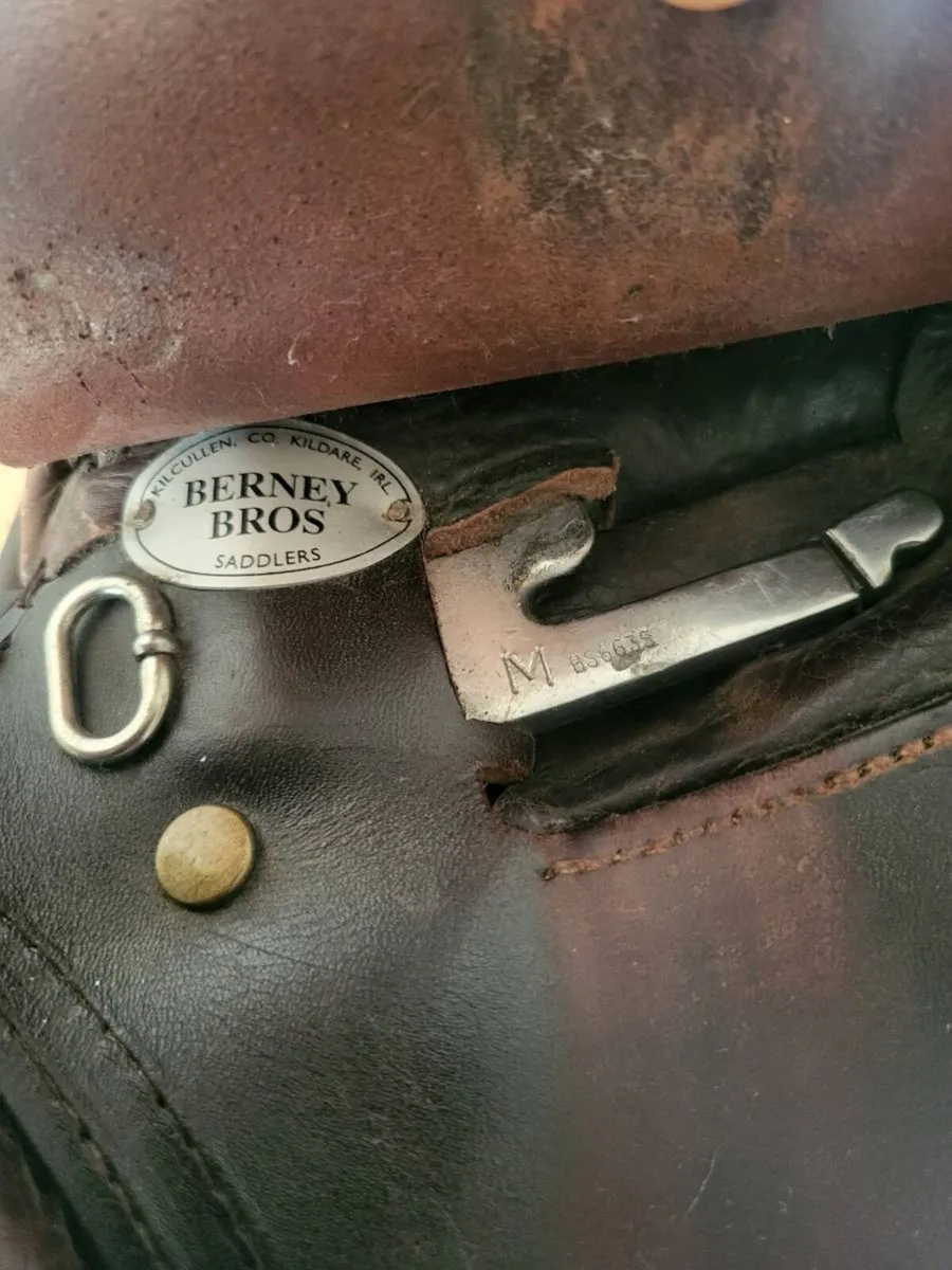Berney Bros saddle - Image 2