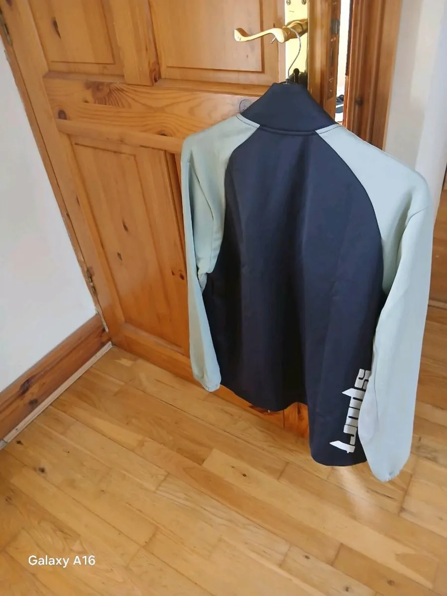 Sport light jacket new can post only €15 - Image 2