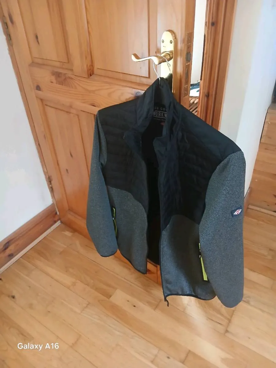 Lee cooper  jacket unwanted gift can post  €35 - Image 1