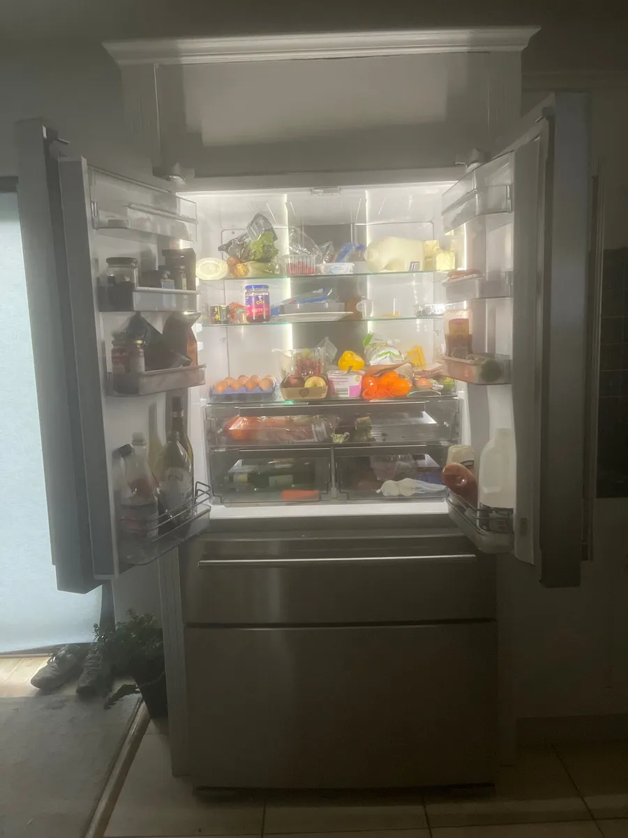 Fridge freezer - Image 2