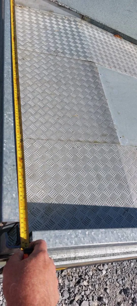 Double Axle Bearer Tail Flat Bed Trailer - Image 3