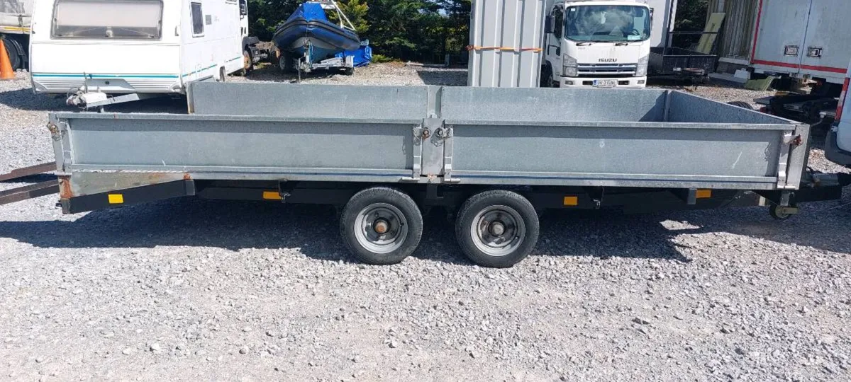 Double Axle Bearer Tail Flat Bed Trailer - Image 1