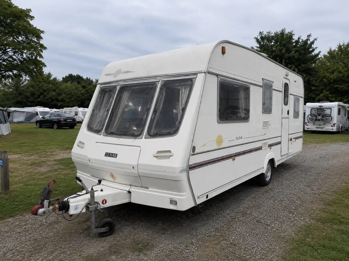 Lunar Solar 524 – 4 -5 Berth Caravan - Image 1