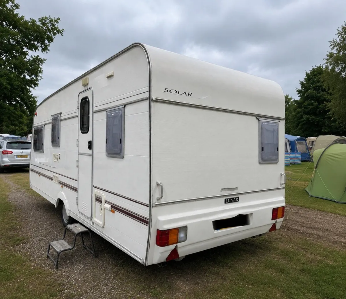 Lunar Solar 524 – 4 -5 Berth Caravan - Image 2