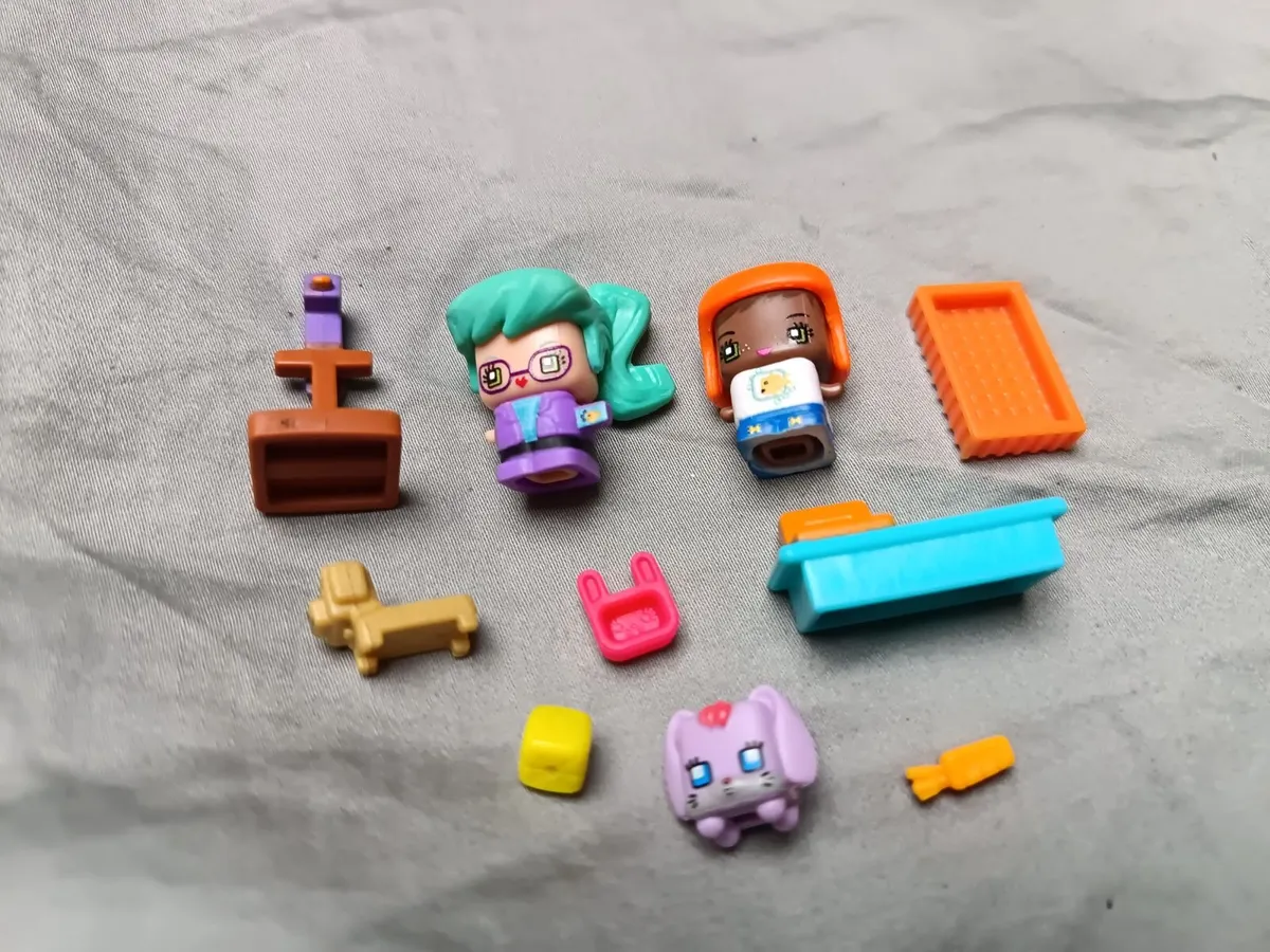 My Mini Mixieq's pet shop play set - Image 3