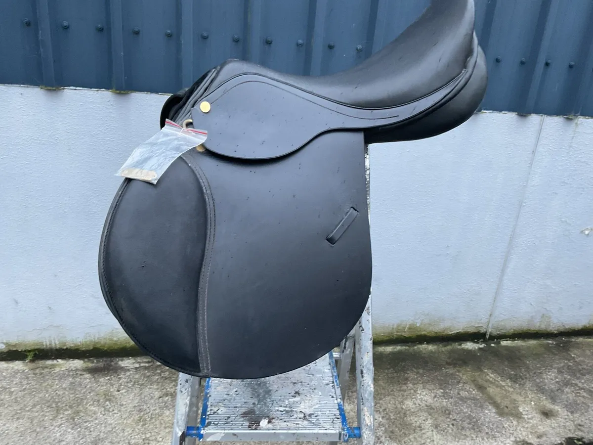 Equestrian Goods - Image 3