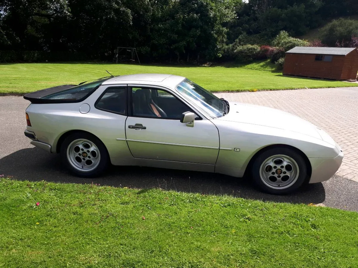 Porsche 944 924 parts - Image 2