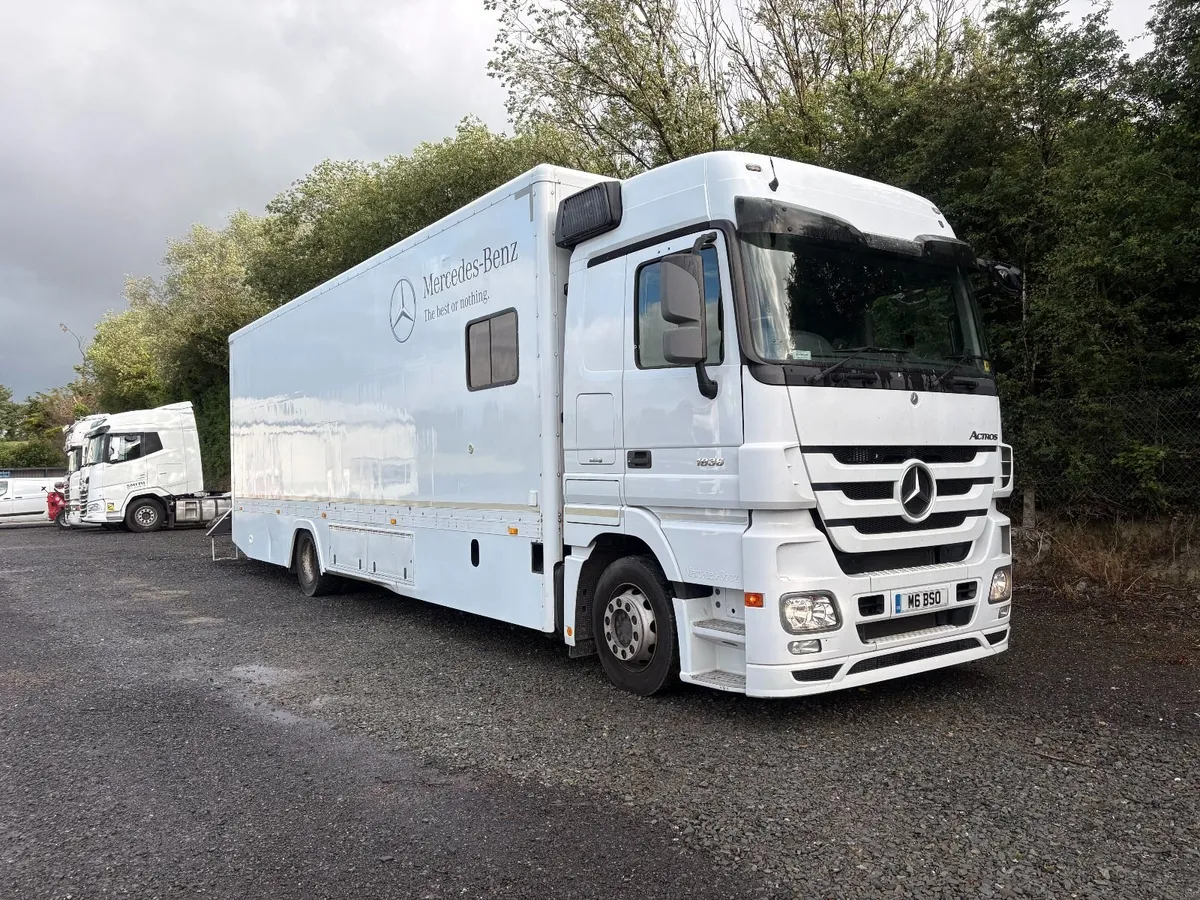 Mercedes Bens Actros 1836 Enclosed Car Transporter - Image 1