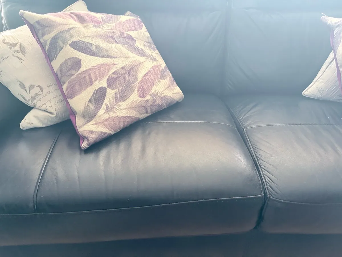 Leather Black 3 seater sofa - Image 2