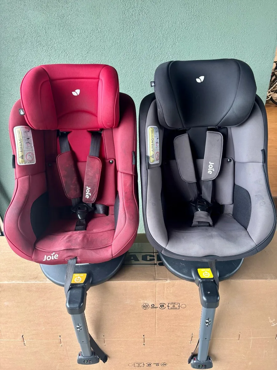 Jolie 360 car seats - Image 1