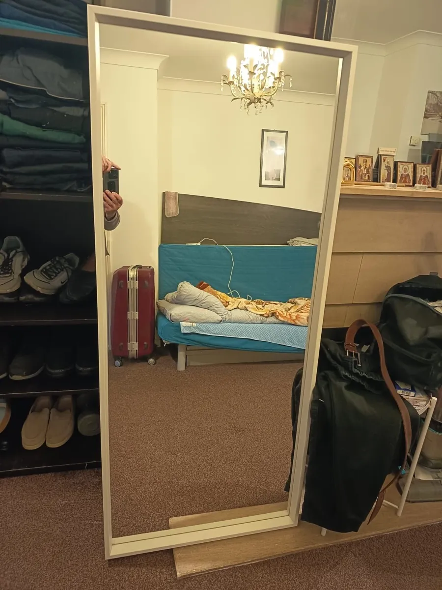 Mirror - Image 1