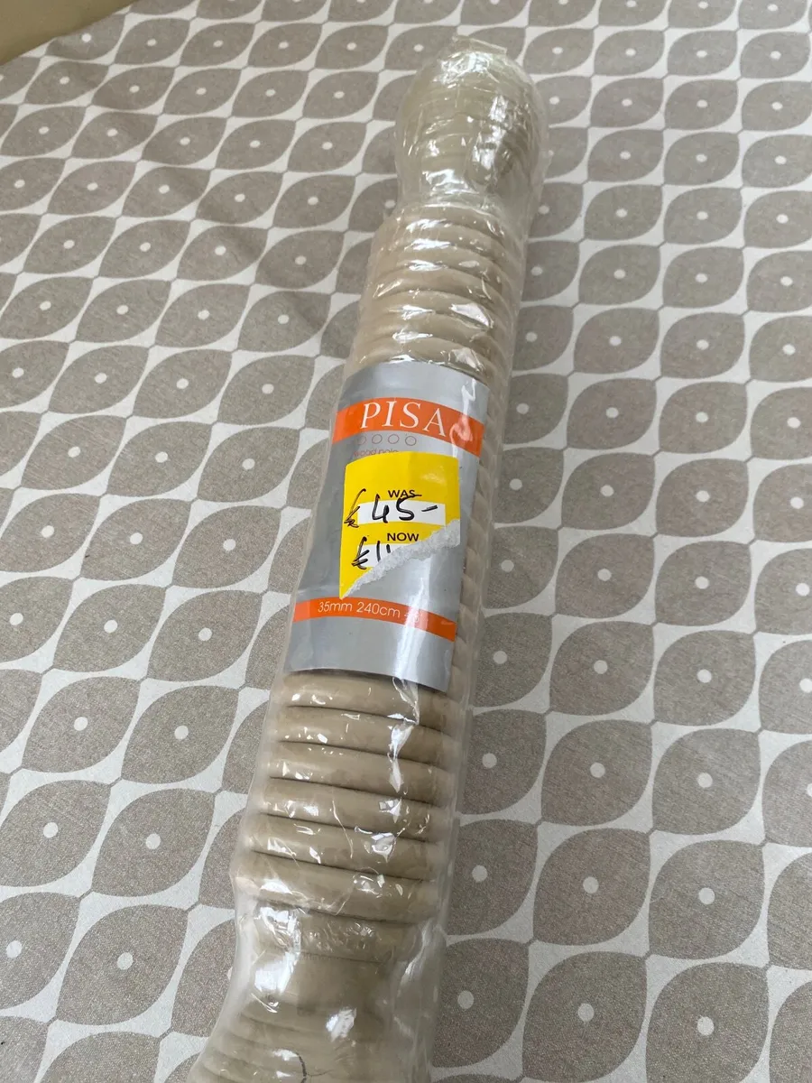 Pole - Image 2