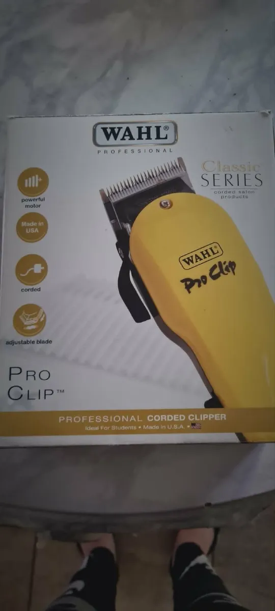 Wahl Professional Pro Clip Hair Clipper for Sale - Image 1
