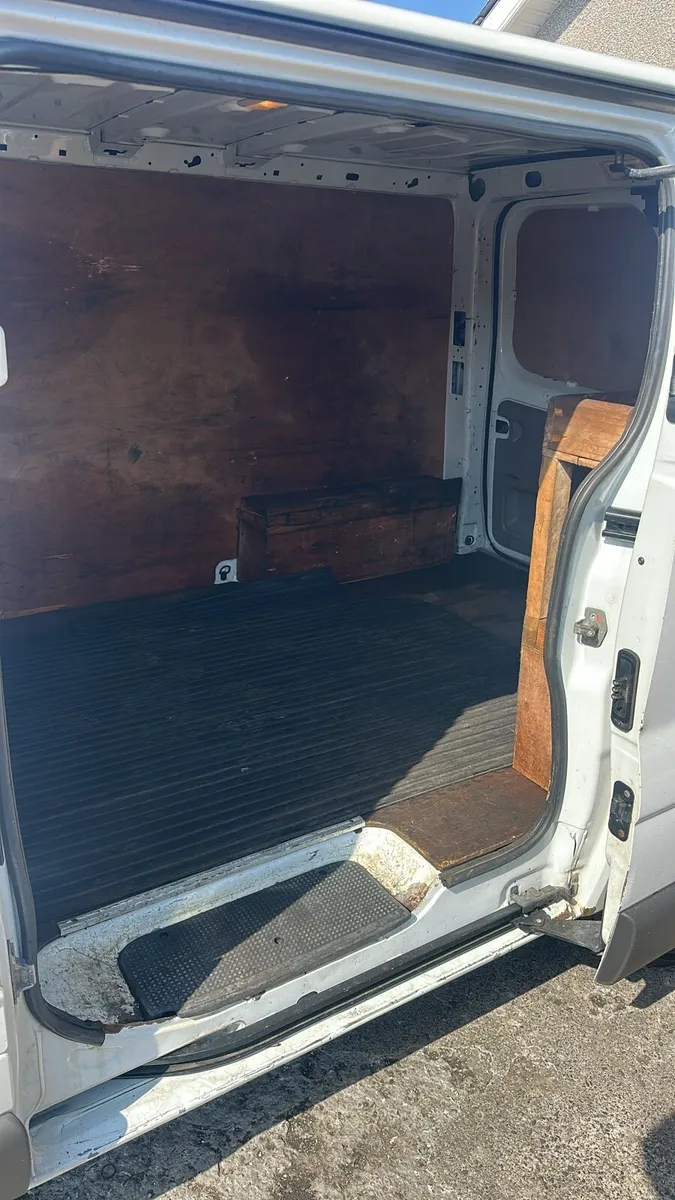 Vauxhall van - Image 4