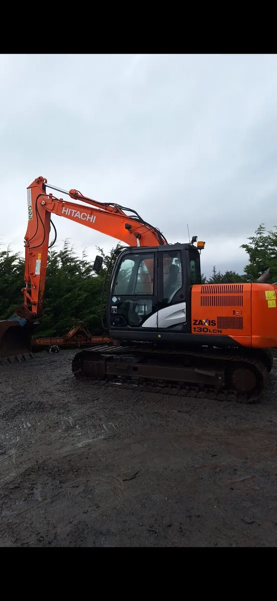 Hitachi 130 - Image 1