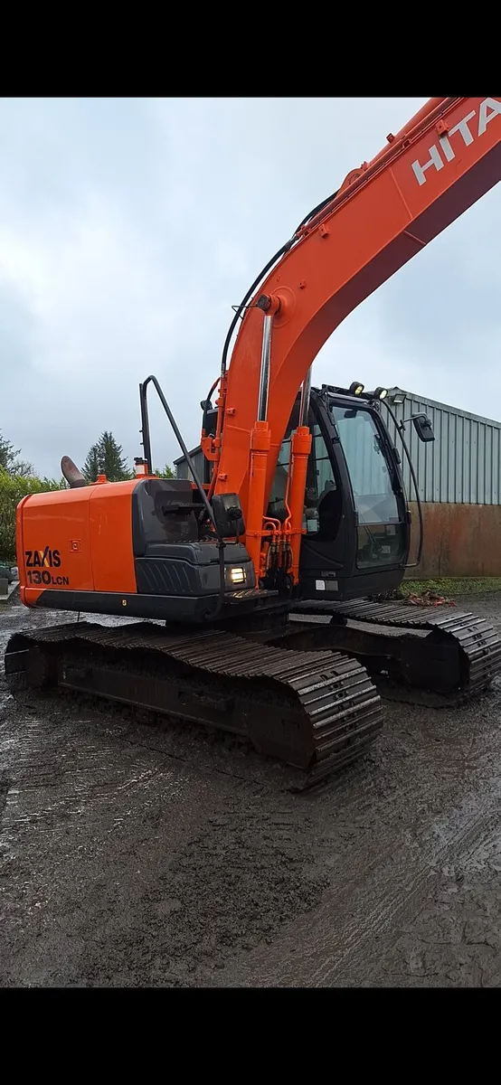 Hitachi 130 - Image 4