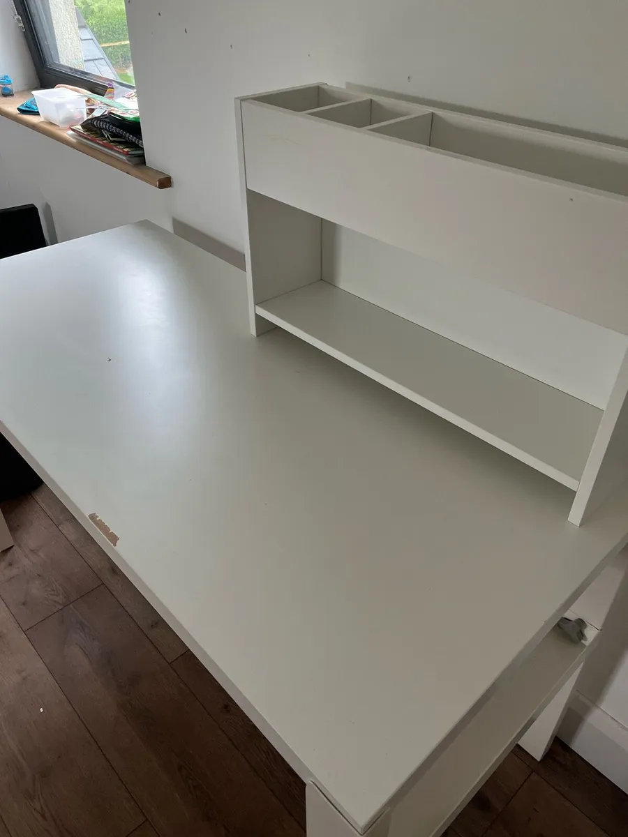 Kids desk - Image 3
