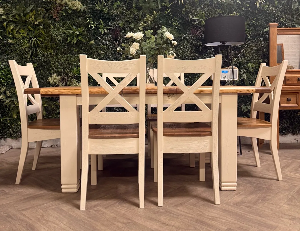 Extending Danube oak kitchen table & 6 chairs - Image 2
