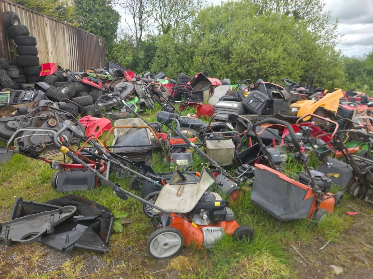 Lawnmowers parts for sale - Image 4