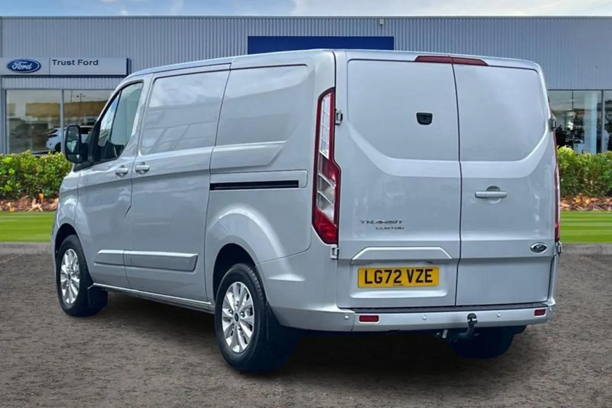 Ford Transit Custom LIMITED - Image 2
