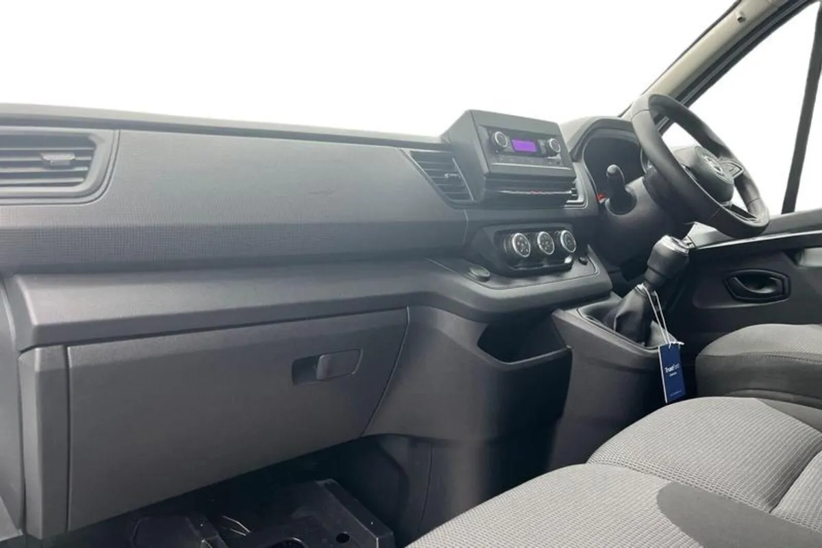 Nissan Primastar ACENTA - Image 3