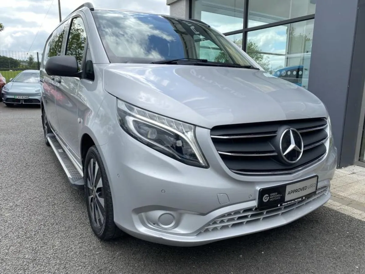 Mercedes-Benz Vito L2  RWD 119CDI Premium Crew Van - Image 3