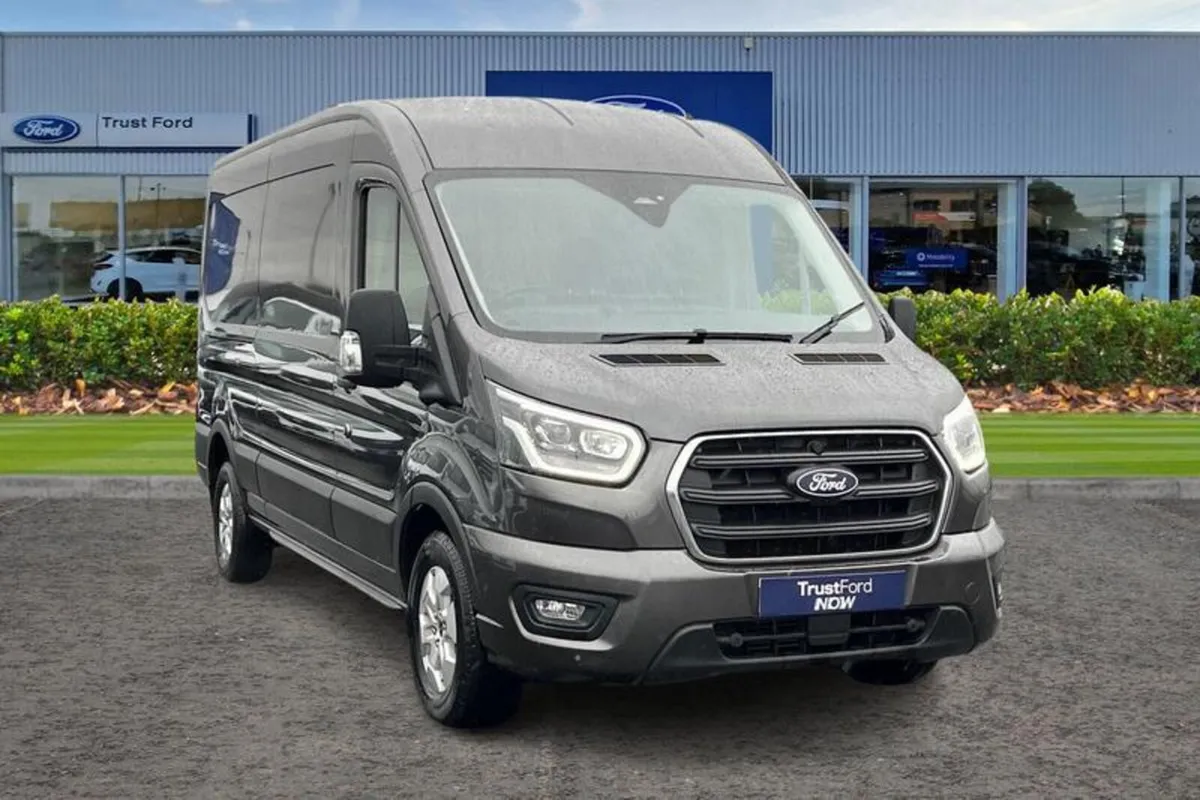 Ford Transit LIMITED - Image 1