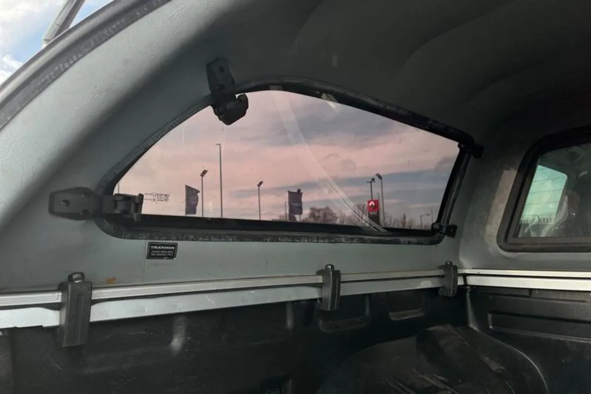 Volkswagen Amarok HIGHLINE - Image 4