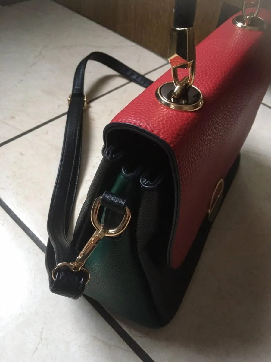 Beautiful Handbag with unusual Colour Design - Image 2