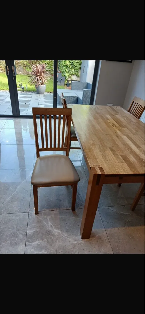 Solid Oak Table & 4 Chairs - Image 2