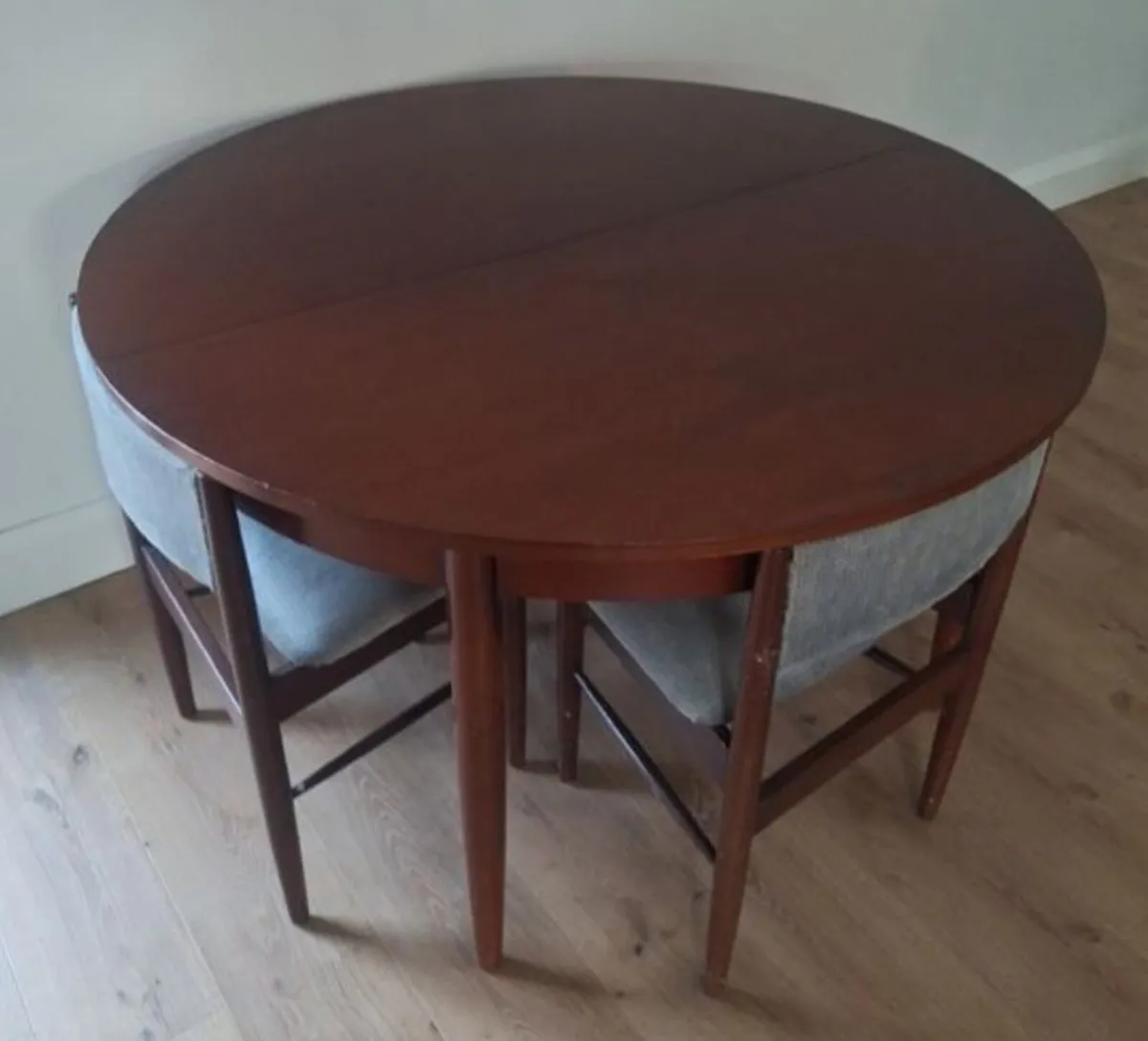 Furniture Mid Century Table 4 Chairs - Image 2