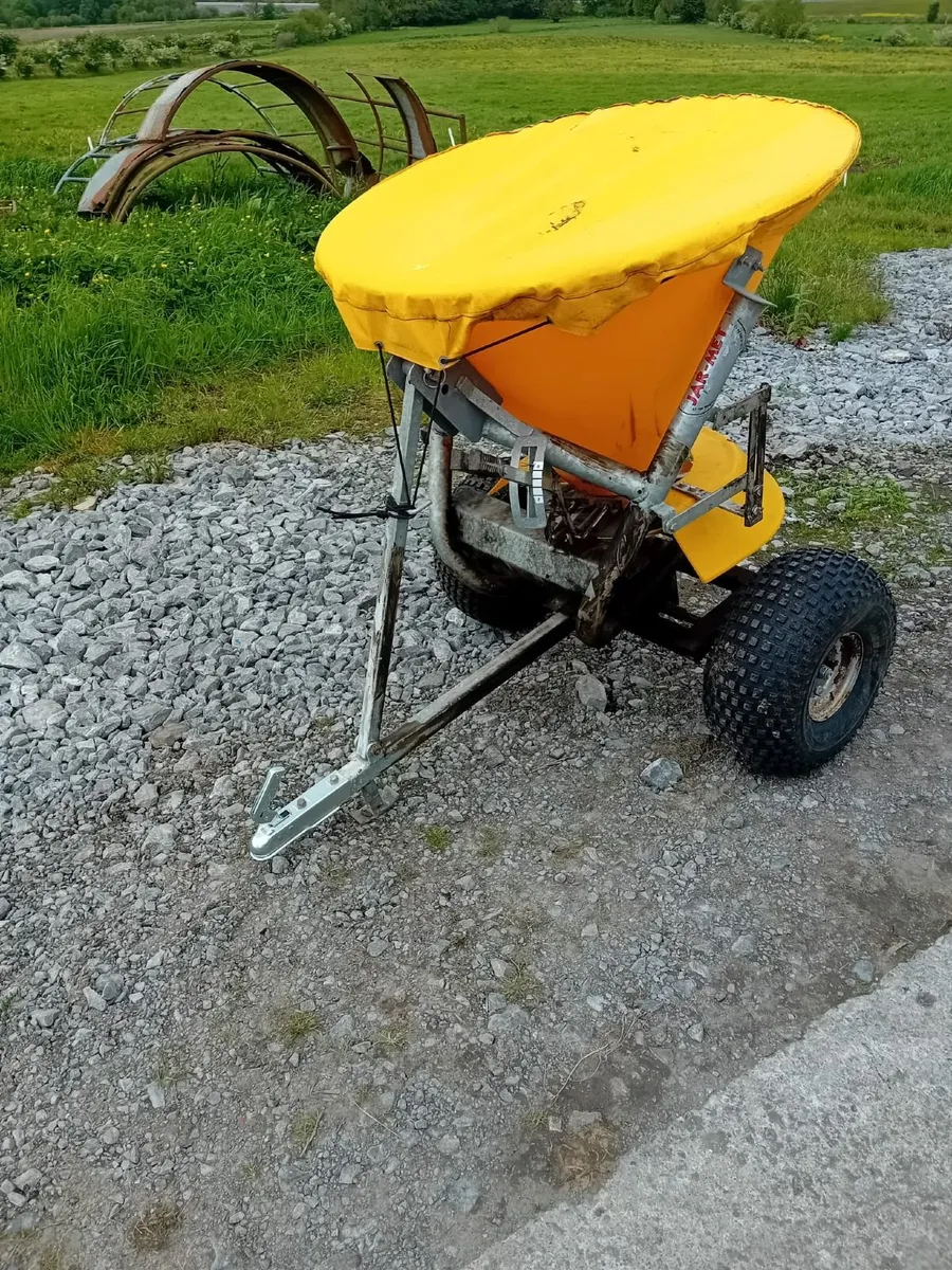 Fertiliser spreader - Image 4